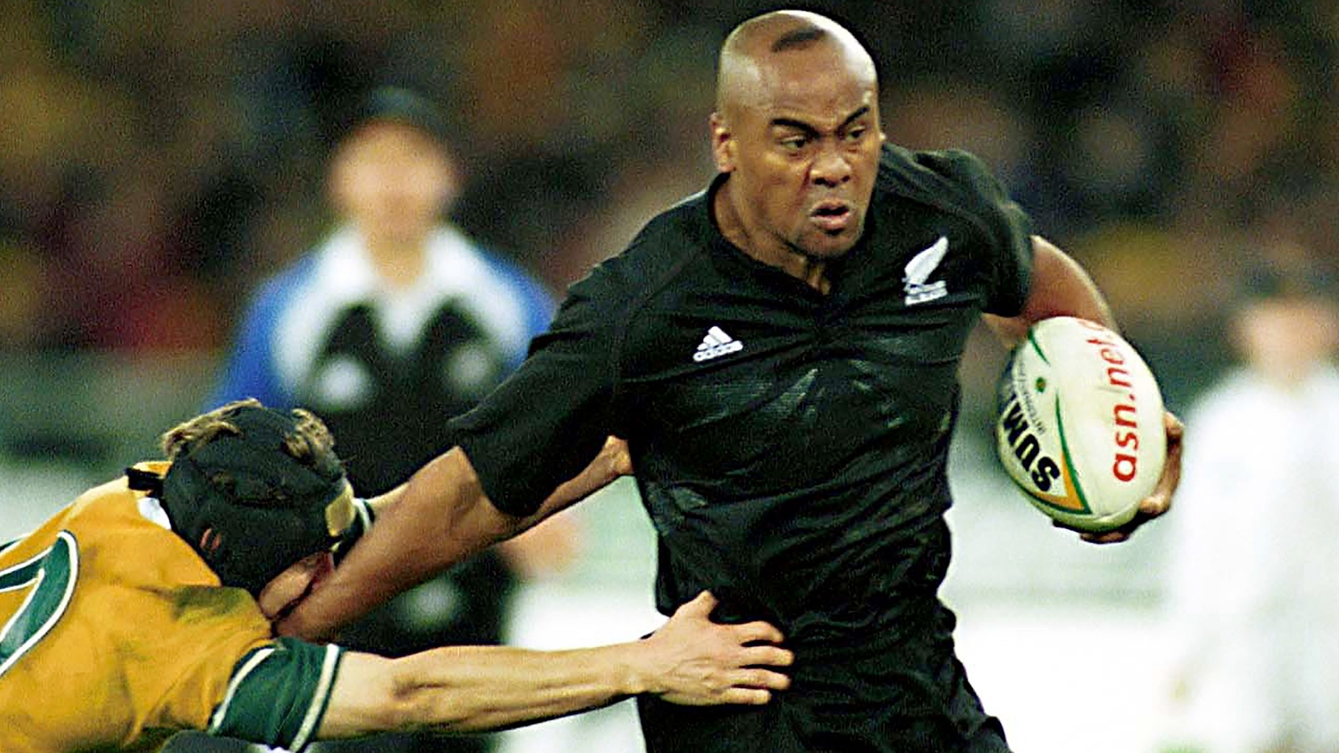 Film backdrop for Lomu